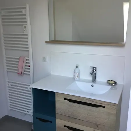Homestay La Malvrais